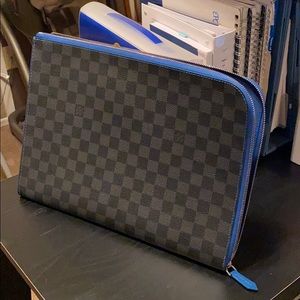 Louis Vuitton Pochette Jour GM